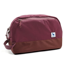 kalgoTeal travel toiletry bag 8L front view, organizes toiletries on the go