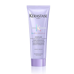 KÉRASTASE Blond Absolu Cicaflash conditioner bottle close-up for nourished blondes.