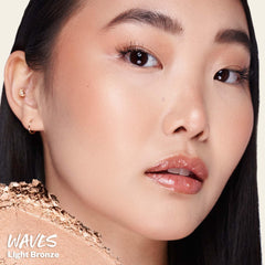 Kosas Sun Show Glowy Warmth Waves powder close-up for buildable contour