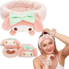Kugiter cute spa headband for face washing keeps hair out of the way during cleansing.