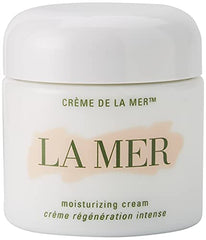 La Mer Moisturizing Cream texture close-up highlights rich formula for radiant skin