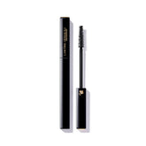 Lancôme Définicils waterproof mascara wand application for precise, natural lashes