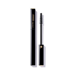 Lancôme Définicils waterproof mascara wand application for precise, natural lashes