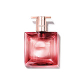 Lancôme Idôle Power bottle cap close-up reveals premium longevity.