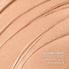 Lancôme Idôle Tint dual applicator close-up highlighting flat for eyeshadow and pointed for eyeliner benefits