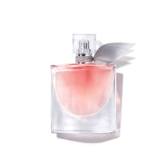 Lancôme La Vie Est Belle bottle closeup showing luminous signature for daily wear