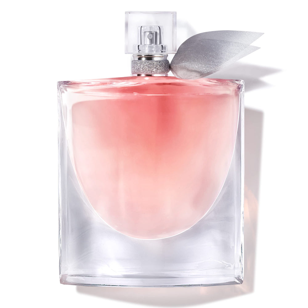 Lancôme La Vie Est Belle EDP bottle close-up for lasting fragrance confidence