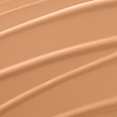 Lancôme Renergie Lift Makeup application demo showing creamy texture for easy blending.