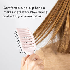 L'ANGE HAIR Siena brush bristle-detail shows nylon-tipped bristles for snag-free brushing.