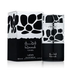 Lattafa Qimmah bottle label detail emphasizes agarwood cedar notes for evening occasions.