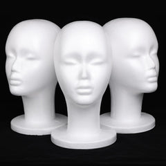 Leeen foam wig head display showing wigs neatly on tabletop
