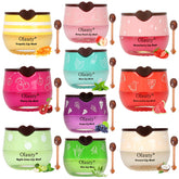 Lingyun Bee Lip Balm Honey Pot Strawberry nourishes lips with daily moisture and smoothness.