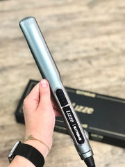 Lizze Extreme dual voltage flatiron ready for international travel and reliable performance.