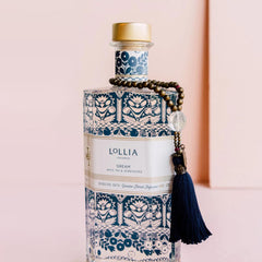 Lollia Dream Bubble Bath tub with plentiful bubbles for a soothing soak.