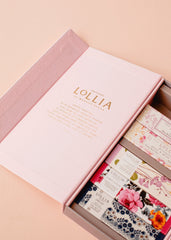 LOLLIA Petite Treat Handcreme Relax close-up demonstrates luxurious moisture for dry hands