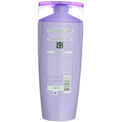 L'Oreal Paris Elvive pump image demonstrates easy, mess-free cleansing