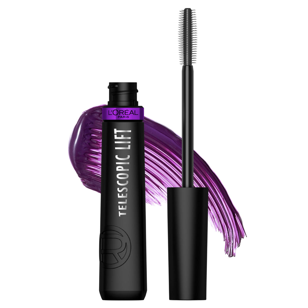 L'Oreal Paris Telescopic Lift mascara wand delivering instant lift and length.