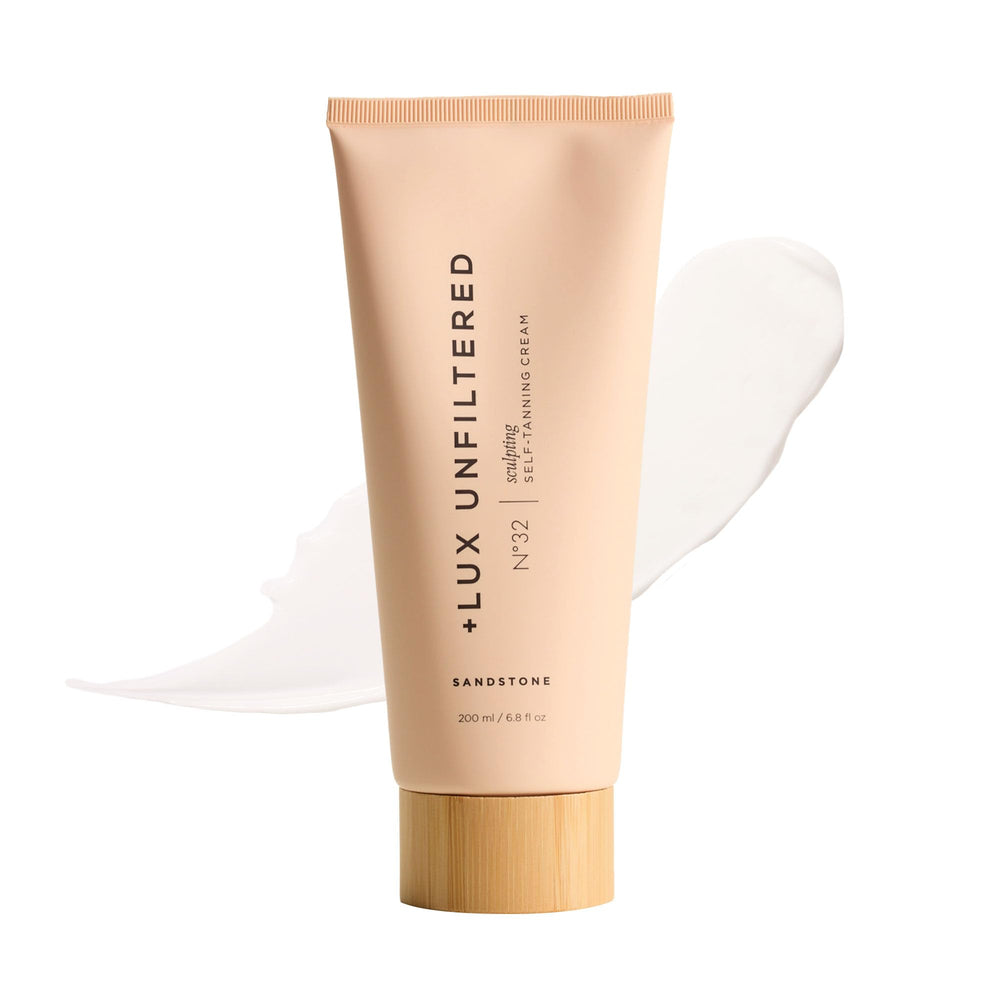 Lux Unfiltered N°32 bottle pour hints at even tan application