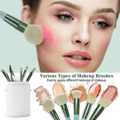LUXBRU wooden-handled brushes offer ergonomic grip for comfortable, precise application.