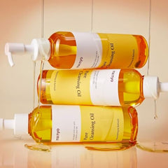 ma:nyo Pure Cleansing Oil texture swirl highlights silky cleansing action.