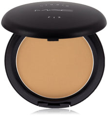 MAC Studio Fix Powder Plus Foundation NC30 bottle for long-wear matte finish