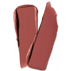 MAC Macximal Silky Matte Velvet Teddy application shows smooth glide and even coverage.