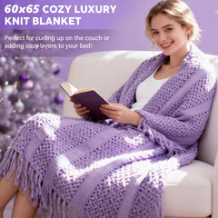 MADDIFY lavender soy candle provides calming aromatherapy and long burn time.