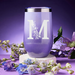MADDIFY Lavender Spa Gift Basket bath bomb for a relaxing bath moment.