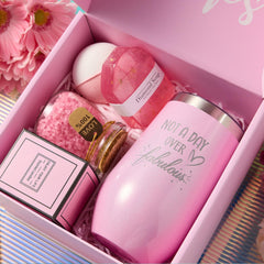 MADDIFY scented candle relaxation—warm aromas to create a calming ambiance.