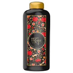 Applying Maja talcum powder to skin for a smooth feel