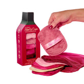 MakeUp Eraser Original 7-Day Set water-removal close-up highlights fiber suction lifting makeup.