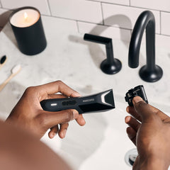 MANSCAPED replaceable ceramic blade demonstrates durable, heat-resistant performance