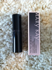 Mary Kay Creme Lipstick Downtown Brown swatch reveals creamy color with long-lasting wear.