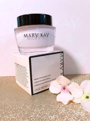 Mary Kay Intense Moisturizing Cream applied to hands for long-lasting moisture and soft feel.