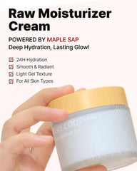 MAY COOP Raw Moisturizer texture gel spreading on skin