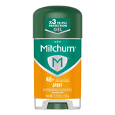 Mitchum Triple Odor Protection gel in sport-application shows invisible, fast-drying protection.