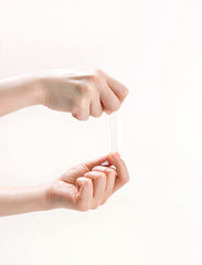 MIZON hydrogel eye patch texture with cooling hydration on skin