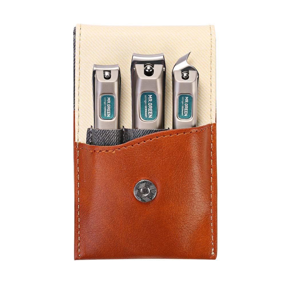 MR.GREEN nail clippers set in stainless steel offers durable, precise trimming for nails.