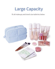 Narwey Puffy fabric detail blue highlights water-resistant nylon shell and durable stitching for lasting use.