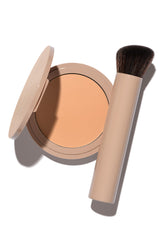 No Makeup Makeup foundation bottle shows transfer-proof wear for all-day coverage.
