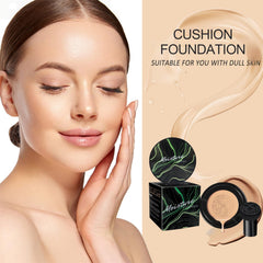 OETUIOW Mushroom-head applicator sponge demonstrates skin-friendly blending benefits.