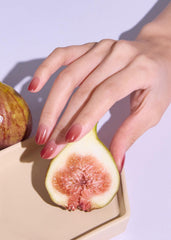 ohora N Fig Jam nail wraps closeup highlights pink-ombre texture for fast nails.