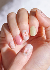 ohora packaging detail for n-bloom-bonbon shows included prep pads and tools for quick manicures
