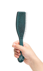 Olivia Garden iBlend even distribution reduces gaps during color treatments.