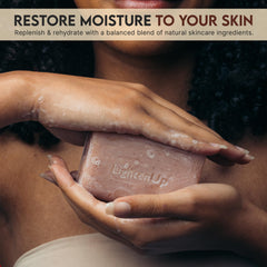 OMIC Lighten-Up glycerin base provides moisturizing cleanse during wash.