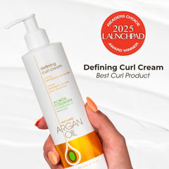 One 'N Only Defining Curl Cream leave-in styling in action for defined curls.