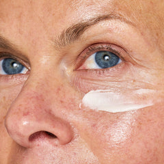 Seaweed-based formula visual for OSEA Advanced Repair Eye Cream highlighting nourishing ingredients