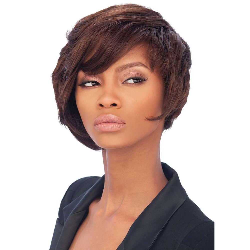 Outre Velvet Remi Tara 2-4-6 Off Black 1B color close-up highlights silky texture for versatile styling.