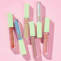 Pixi Liquid Fairy Lights Crystalline on lid delivers vivid sparkle for versatile layering.
