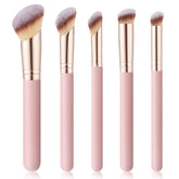 ProSuites 170S angled brush closeup for precise contouring and blending